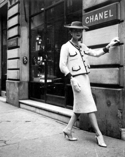 tailleur chanel 1913|gabrielle Chanel clothing.